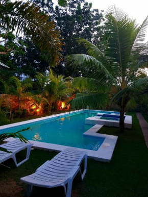Champagne Palm Resort